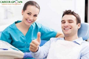 Chiropractor - Bác sĩ chỉnh hình