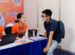 Nhiều người trình độ ĐH trở lên thất nghiệp, lao động trẻ cần làm gì ?