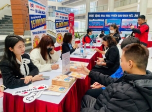 Người lao động cẩn thận với lời mời việc nhẹ, lương cao dịp cuối năm