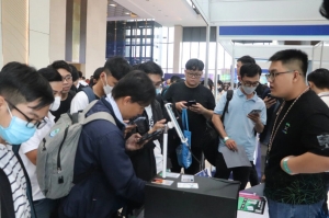 Khó xin việc vì bị chê 'già'