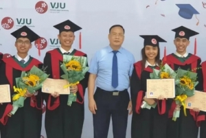 Chuyên gia lý giải việc nhiều trường đại học bỏ tổ hợp C00