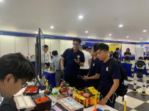 Đại học phải dạy gì trong thời đại AI?