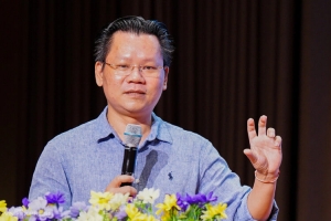 Đại học dùng AI ra đề, coi thi và chấm điểm Speaking