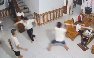 Ép học hành quá sức, kỳ thị hình thể cũng là bạo lực gia đình