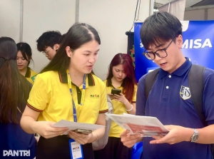 Khi AI thay đổi thị trường việc làm: Chuẩn bị gì cho ngành nghề tương lai?