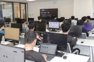 Cơn khát nhân lực AI Việt