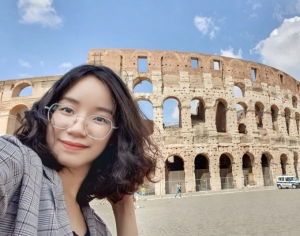 3 năm chinh phục học bổng toàn phần của cô gái 'nghèo nhưng cứng đầu'