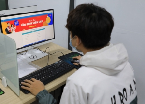 Nhiều đại học tại TP.HCM cho thí sinh trúng tuyển nhập học tại nhà