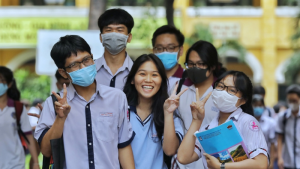 2.000 giáo viên TP.HCM chia ca để chấm thi tốt nghiệp