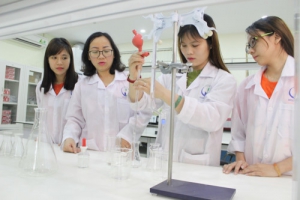 Kiểm định chất lượng giáo dục đại học: Tiếp cận với thế giới