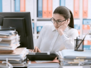 Nghịch lý chốn công sở: Vì sao bạn làm mãi mà vẫn không hết việc?