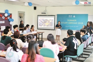 Xu hướng quốc tế hóa giáo dục đại học: Nâng cao chất lượng trải nghiệm học tập toàn cầu