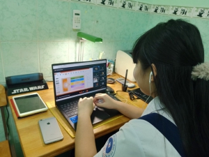 Bở hơi tai với học online