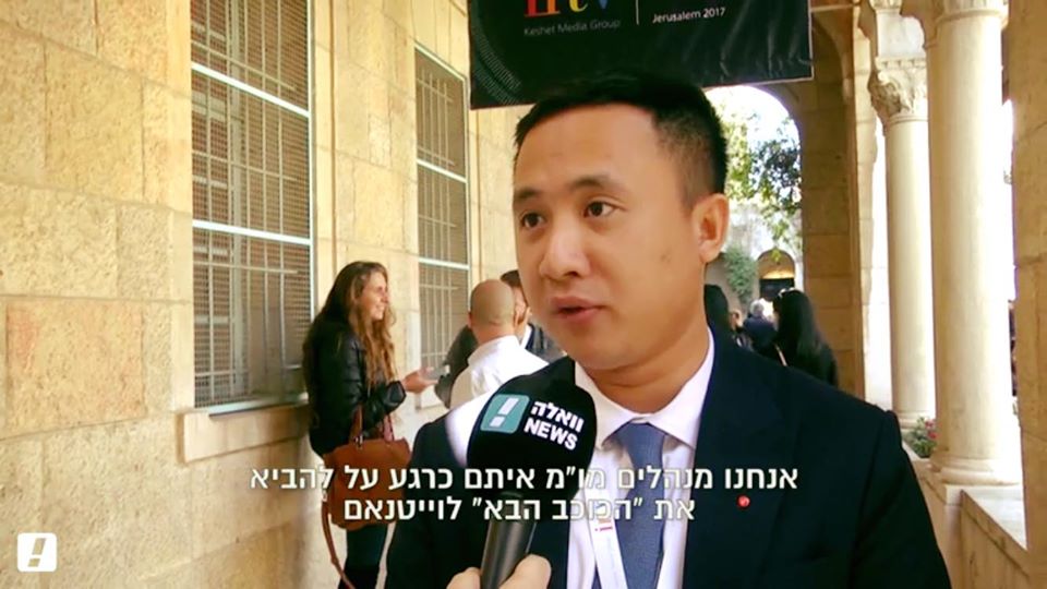 Thầy Nguyễn Đồng Anh nhận phỏng vấn của Jewish TV News