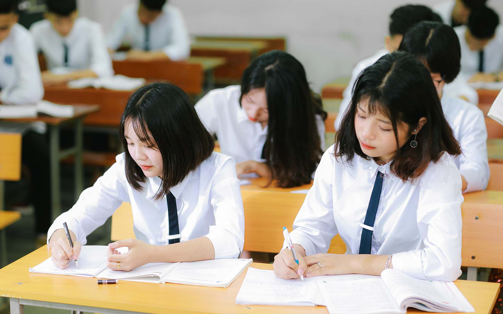 Thủ khoa chia sẻ cách học đạt kết quả tốt cho kỳ thi tốt nghiệp THPT