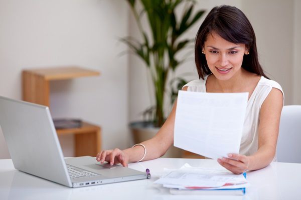 7 lưu ý quan trọng bảo vệ mắt khi học tập và làm việc online tại nhà - Hướng nghiệp GPO