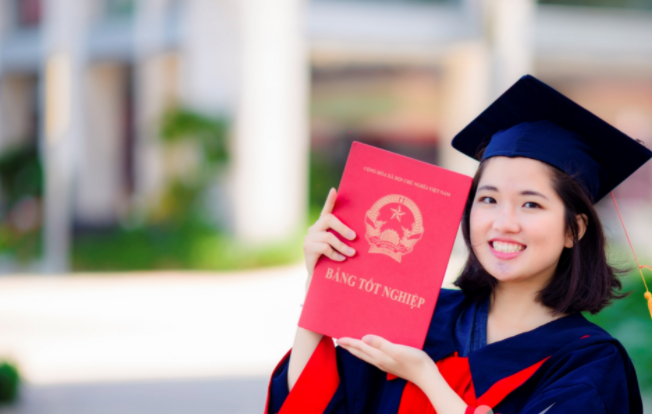 Cô gái Sài thành nhận bằng thạc sĩ trước khi tốt nghiệp đại học - Hướng nghiệp GPO