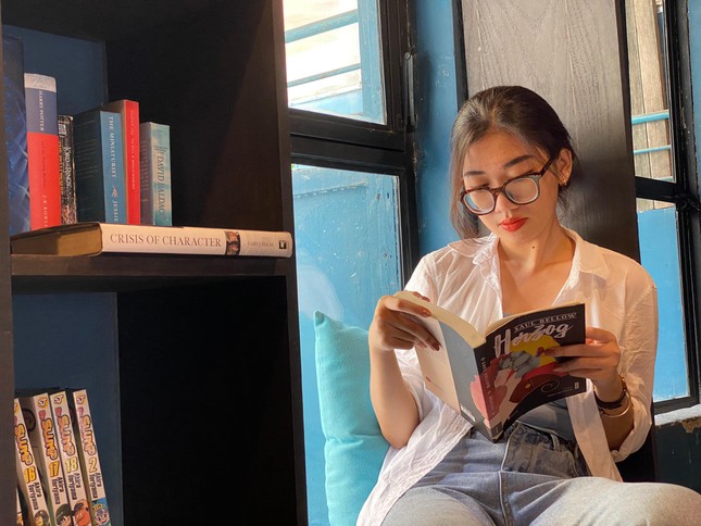Mùa dịch không 'nghiện' mạng xã hội, kiếm thu nhập từ đọc sách, học quản lý tài chính - Hướng nghiệp GPO