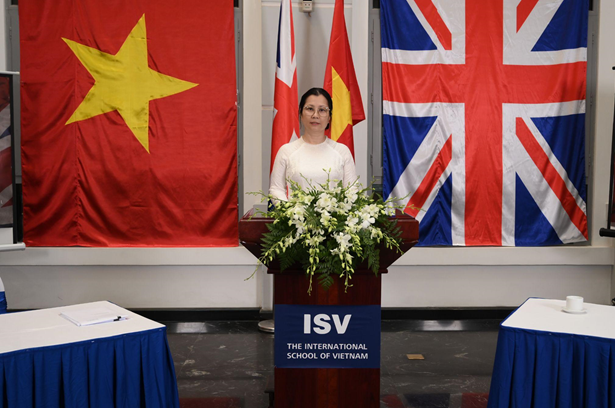 Trường Quốc tế Việt Nam kí hợp tác với trường Reigate Grammar School của Anh - Hướng nghiệp GPO