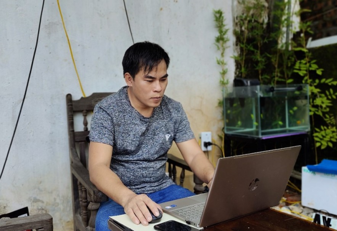 Làm quen với kiến thức lập trình từ số 0, anh Nguyễn Xuân An chinh phục từng nội dung học bằng sự kiên trì, chịu khó.