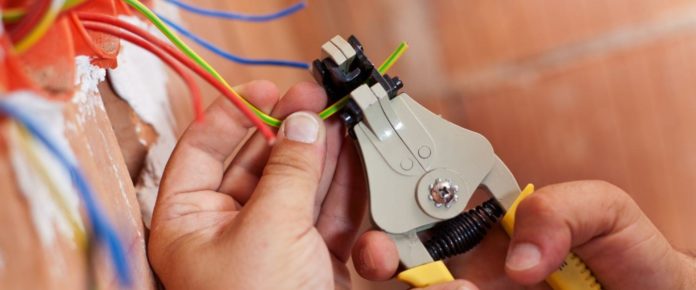 Mô tả công việc nhân viên kinh doanh thiết bị điện