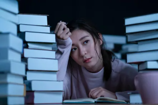 Đề xuất bỏ kỳ thi tốt nghiệp THPT, Bộ trưởng GD&ĐT trả lời 