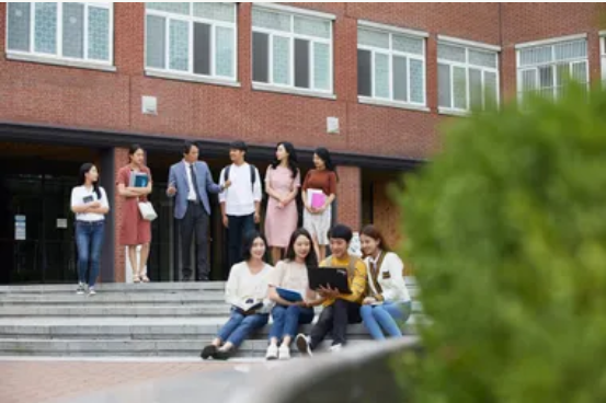 Khó tuyển sinh chương trình tích hợp